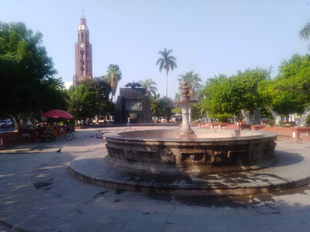 Funeraria Oficinas de Previsión | Funeraria Jardines de Apatzingán Mausoleos|