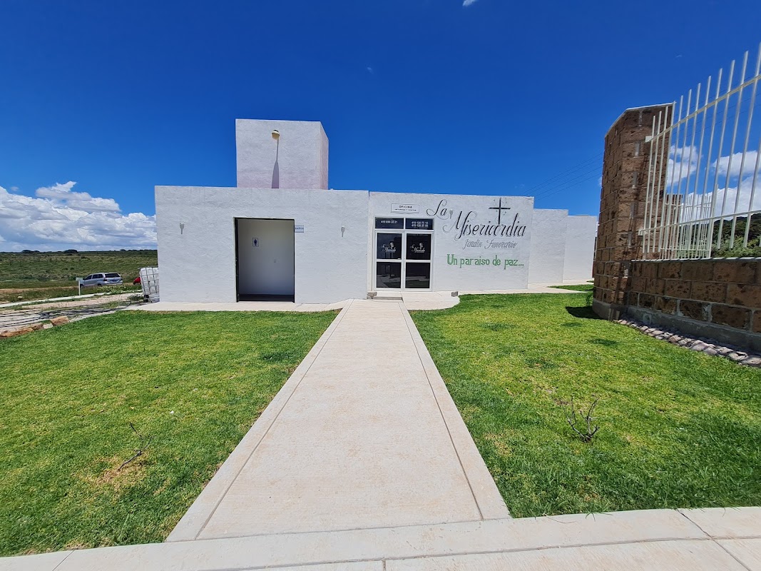 Funeraria Panteón privado "La Misericordia Jardín Funerario"